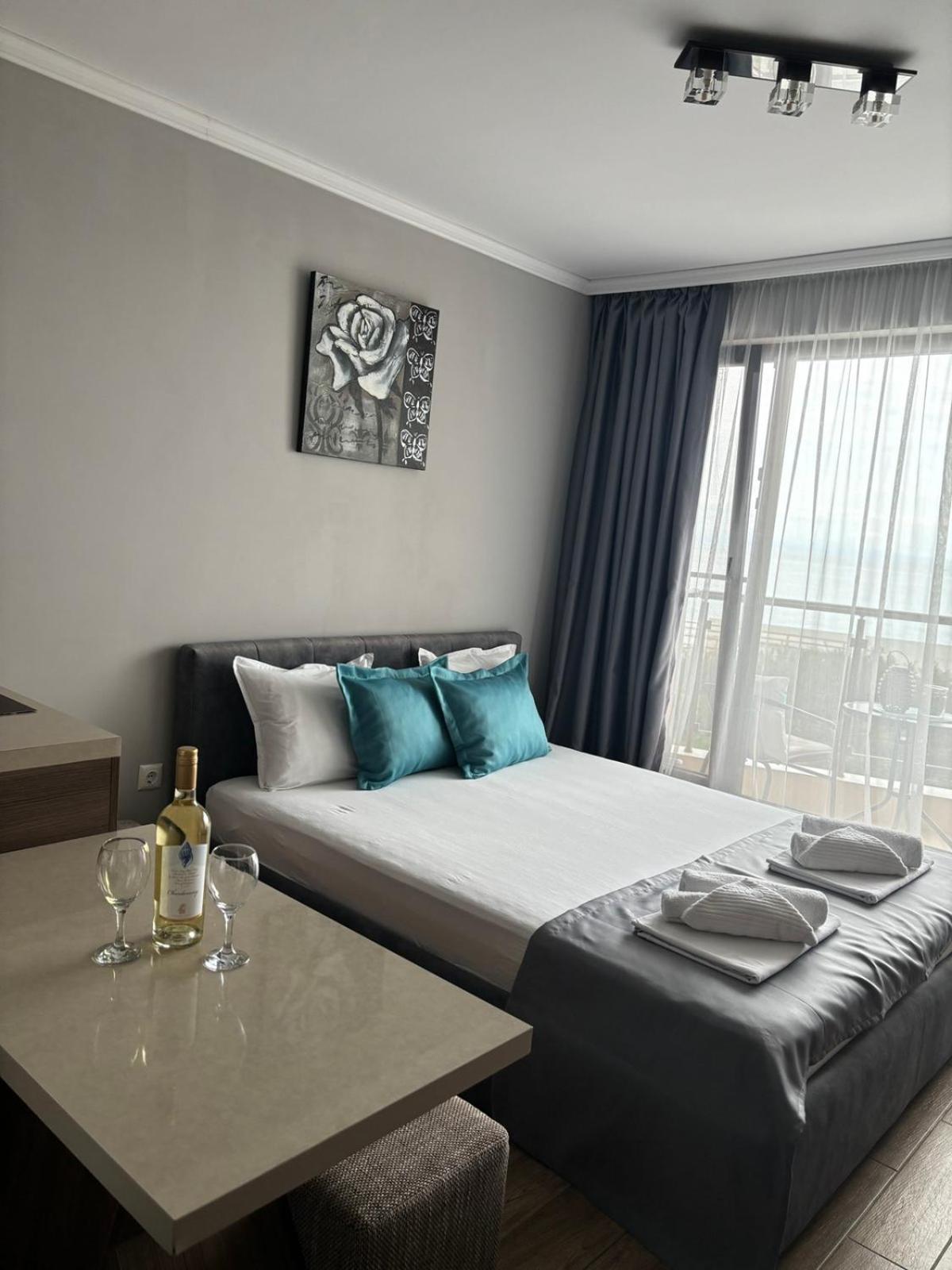 Studio Sea Pearl Pomorie Bagian luar foto